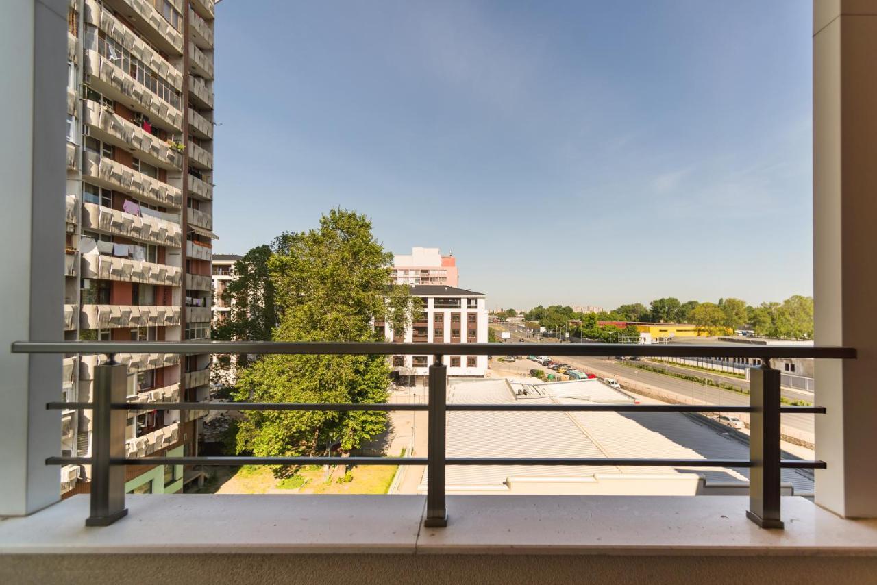 Alma Apartment - Stylish 1Bd Flat With Balcony By Flat Mаnager พลอฟดิฟ ภายนอก รูปภาพ